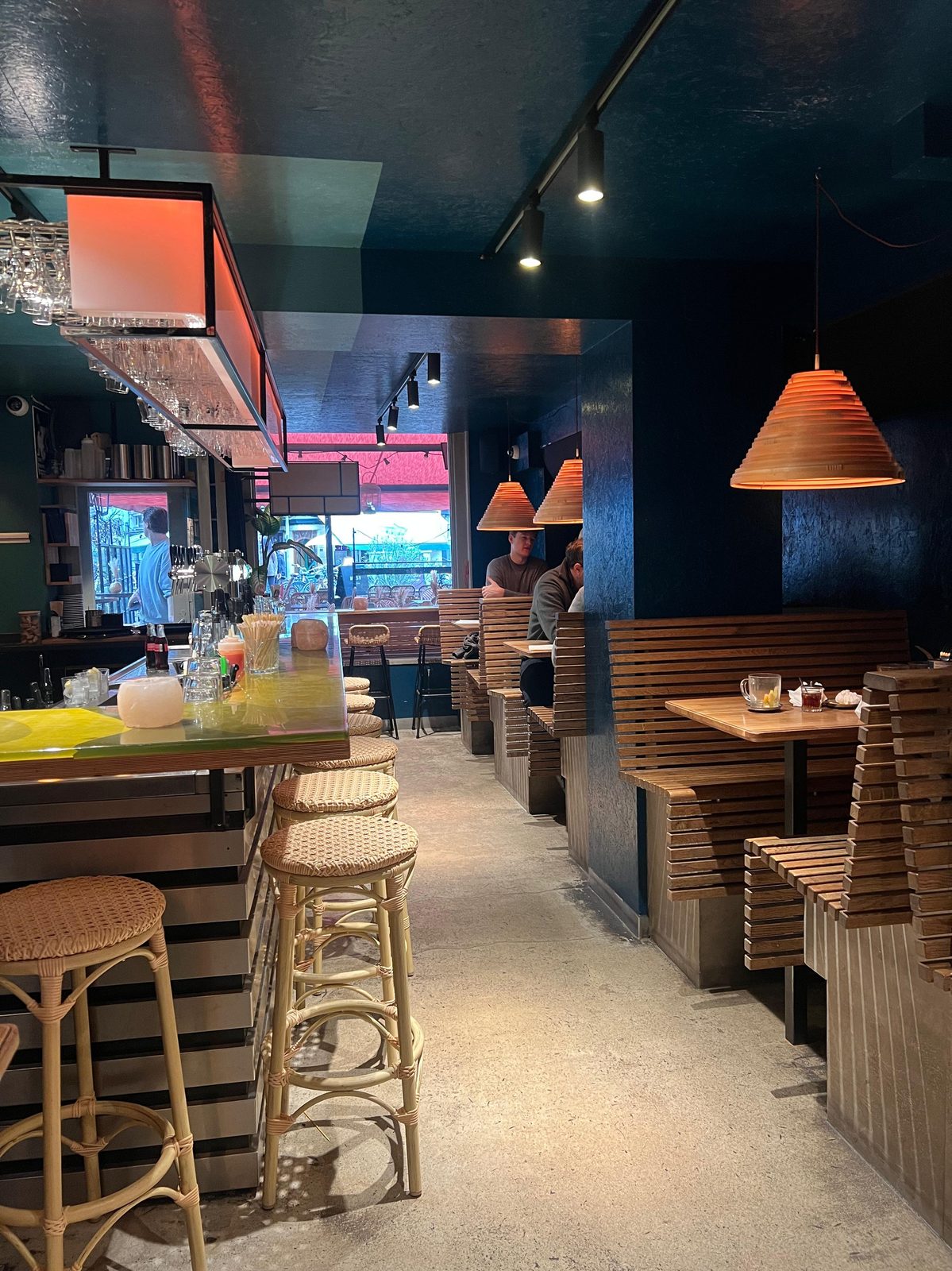 Bar Mai Mai — voor